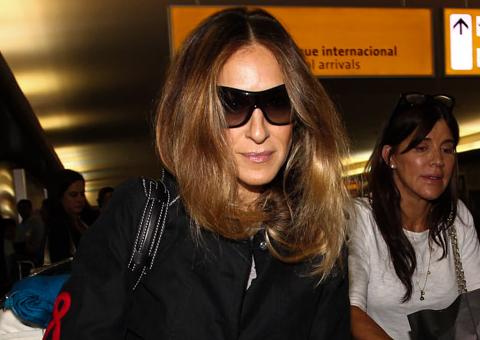Atriz de 'Sex and the City', Sarah Jessica Parker desembarca no Brasil